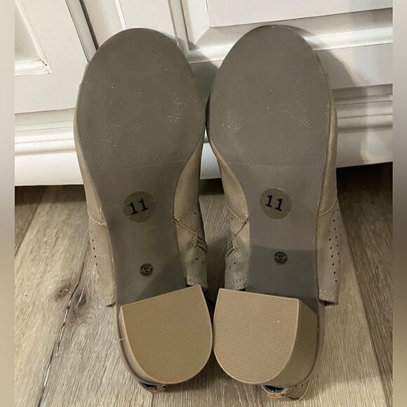 A.N.A. Tasha Zip Peep Toe Heeled Ankle Boots Size 11 - Picture 6 of 9